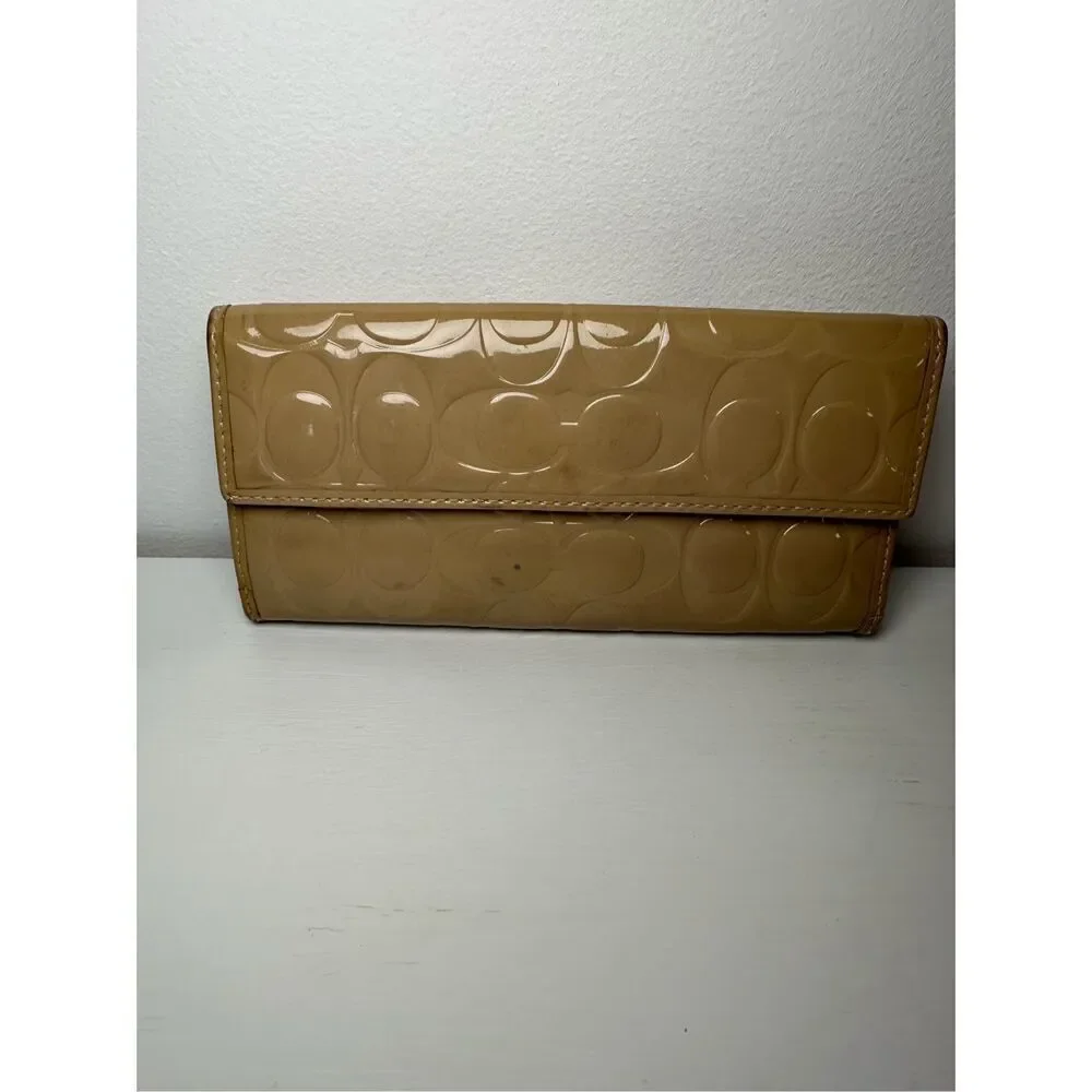 Coach patent leather camel tan women’s wallet size 8”x4”   #M-1371